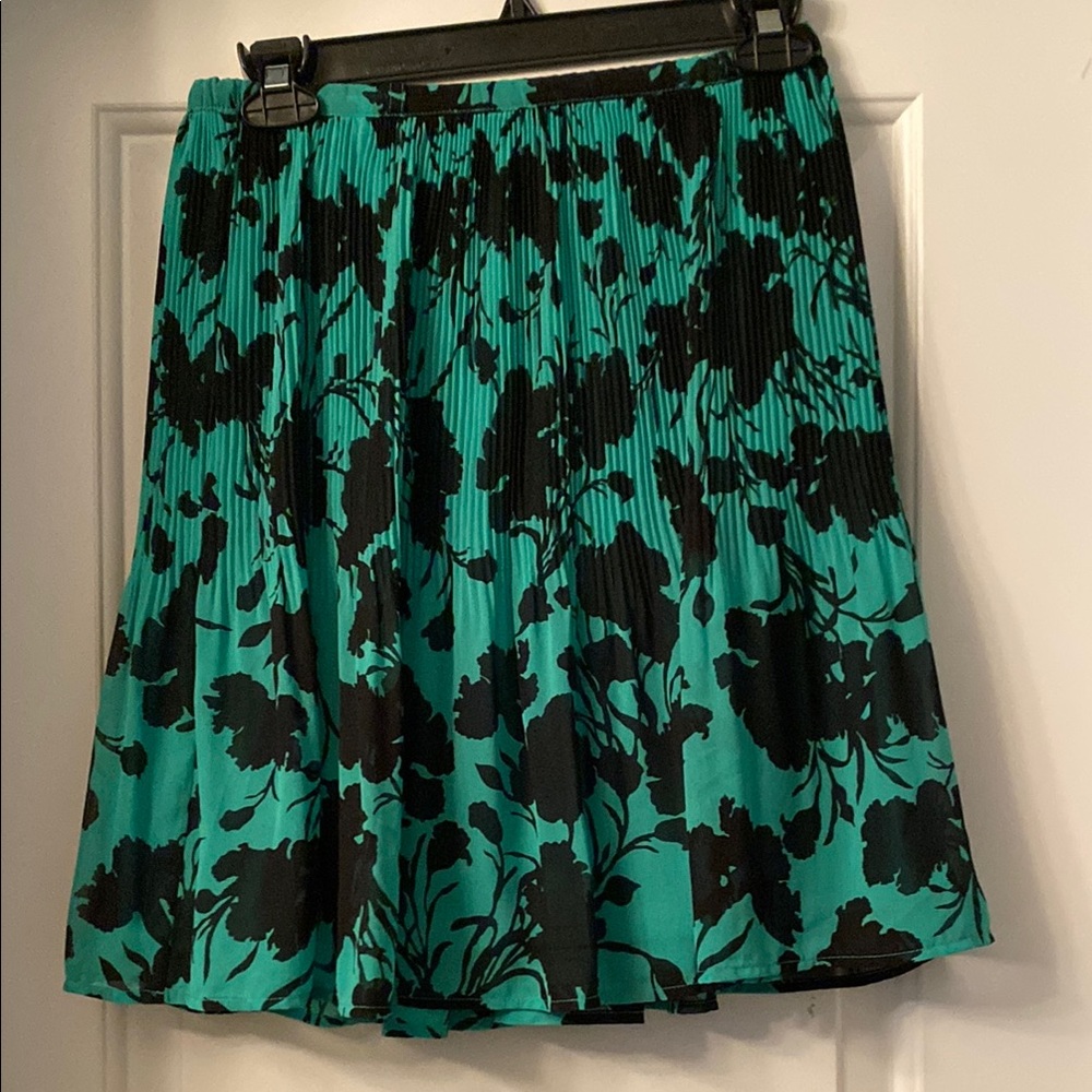 Floral Pleated Skirt - Green and Black